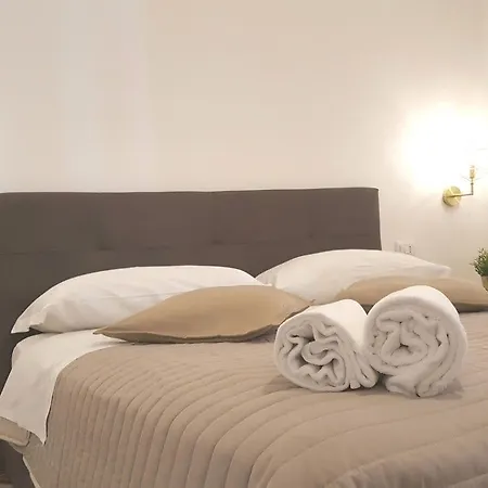 Bed and breakfast Ettore 4*